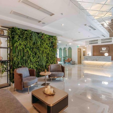 Hotel Monday By Dnt Group Tbilisi Buitenkant foto