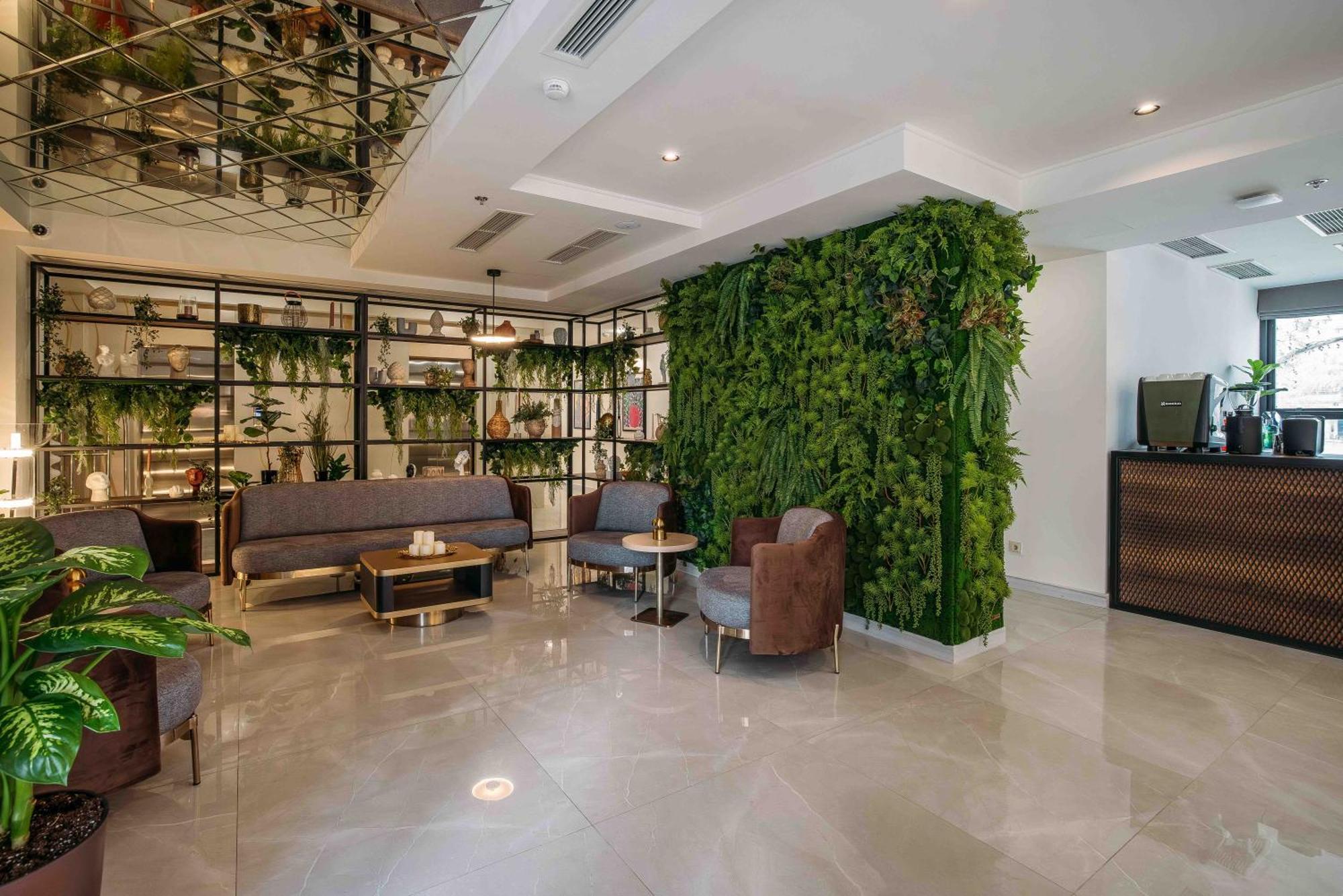 Hotel Monday By Dnt Group Tbilisi Buitenkant foto